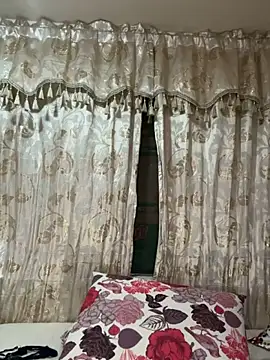 Tayler_Kim webcam