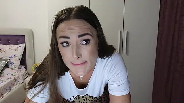 xxxPlayboydollxxx webcam