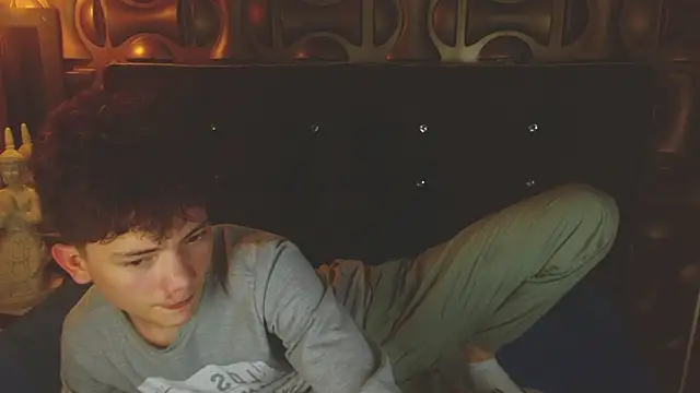 cruz_dante (M twink) - CUMING IN PUBLIC