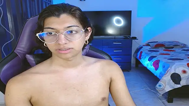 Alanni_parker webcam