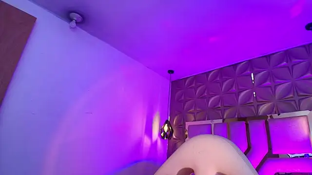 Queen_perla_ webcam