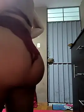 Kasandra02 Live Webcam on Stripchat