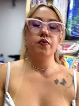 violeta-25_ (Ask my age) - 🫦OFFPantieAndFuckMyFingers☺🤭