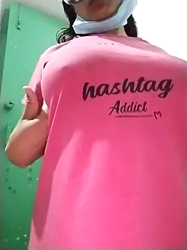 Webcam Model (ms-naina)  is live.Free join now!