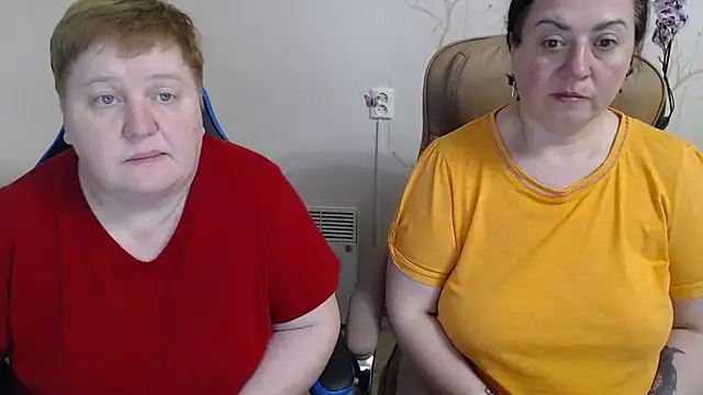 Lindy-Jeanie webcam