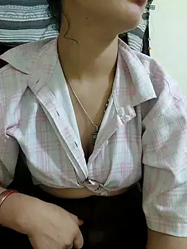 Webcam Model (Monika_kumari6)  is live.Free join now!