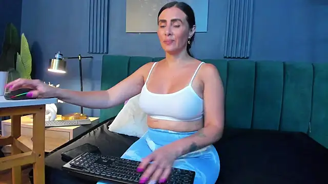 scarlet_edwars webcam