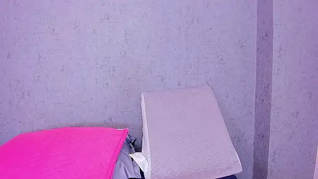lil_miia webcam