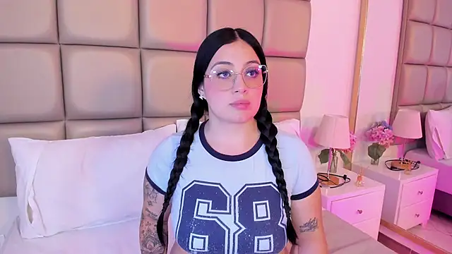 annybentleii - Annybentleii's free webcam - UK Sex Cams