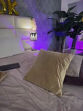 Webcam Model (Celeste_Amber)  is live.Free join now!