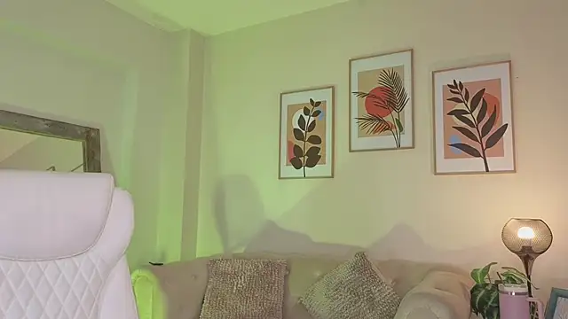 DahianaWalcott webcam