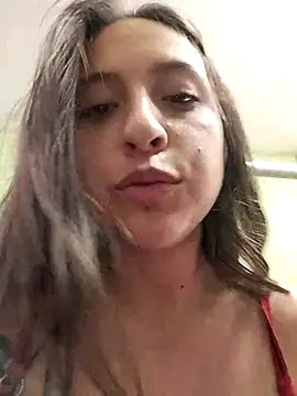 MaskedLatinaX webcam