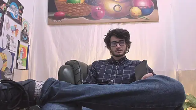 Loggan_donnelly webcam