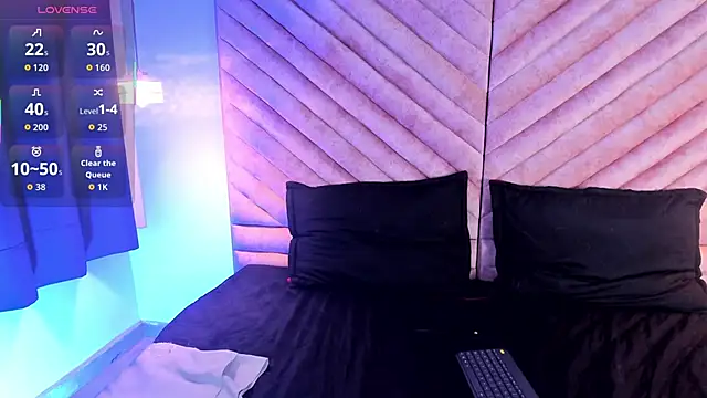 sasha_roldann webcam