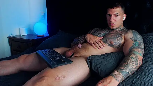 Shane_Clay webcam