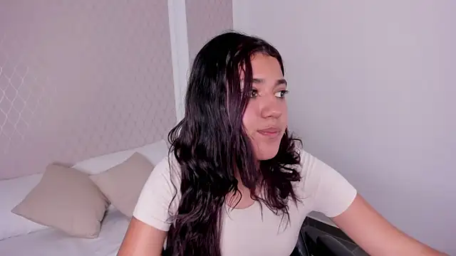 cristin_collins webcam