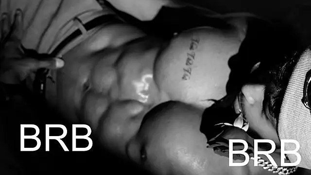 Troyy_lee1 webcam