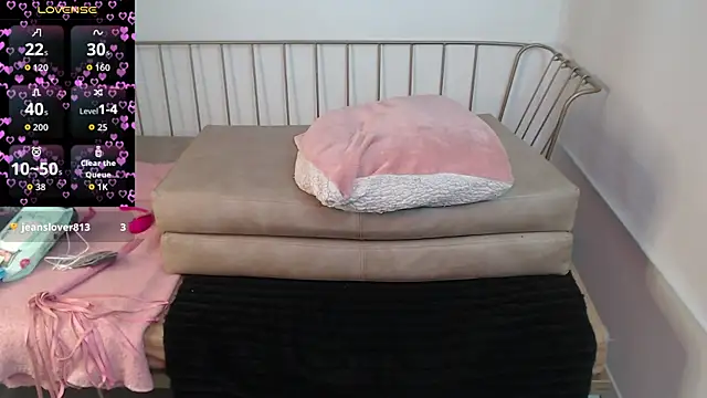 Roxanne_vale webcam