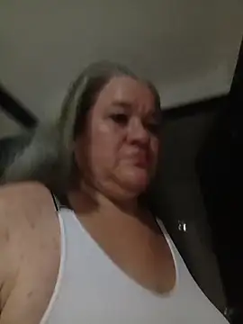 CheekySnowQueen_69 webcam