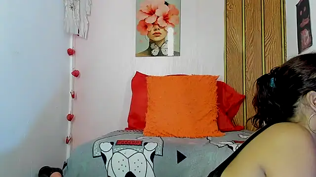 MarianaManzur webcam