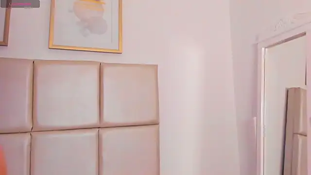 taylorsmiiith_ (F young) - dildo anal squir