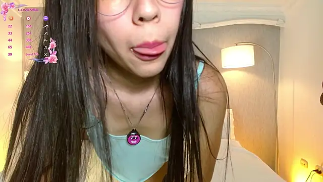 laraa_jeean webcam