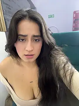 Antonella_Julieta webcam