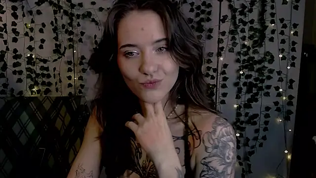 risha_laas webcam