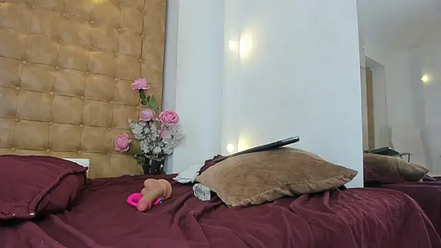 violet_giraldo webcam