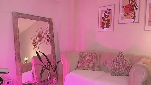 DahianaWalcott webcam