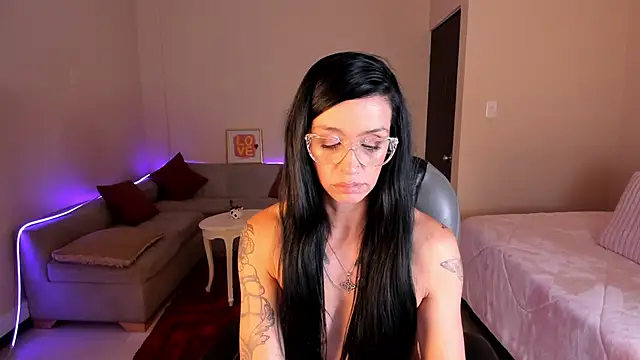 Kristen_Garner webcam