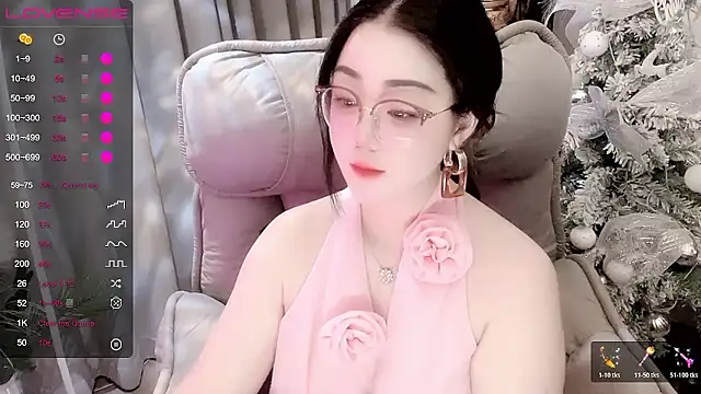 Monica-666888- webcam