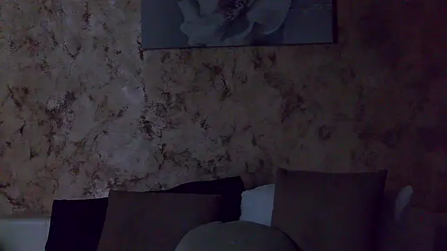 MissNaomiBelle webcam