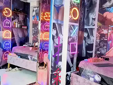 mily_g_ - Mily_g_'s free webcam - UK Sex Cams