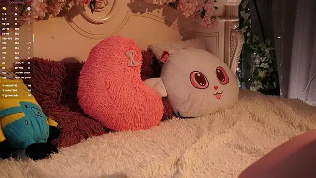 edlinalliston (F teen) - Send my pussy to heaven <3