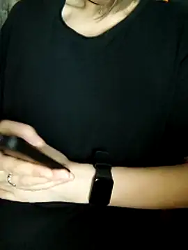 aashikalaa - Aashikalaa's free webcam - UK Sex Cams