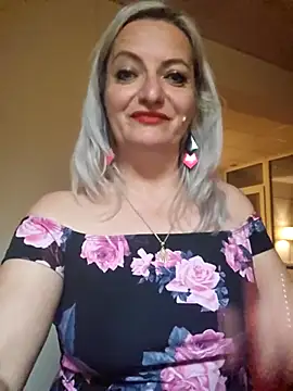 ladytouch (F milf) - 🍰💦 SQUIRT time 💥⚡