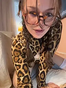 Tallulah_Kinky webcam