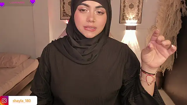 shayla_18 Stripchat cam model