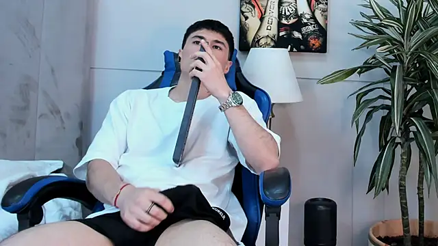 roan_birkin webcam