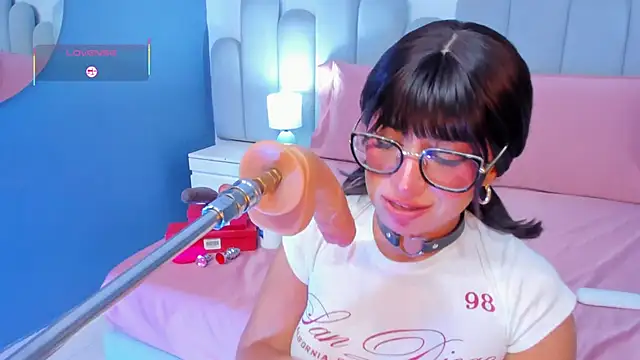 linda_sofi__ webcam