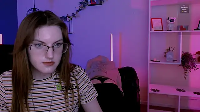 gloria_bubble webcam
