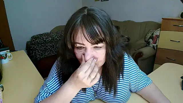 Lucretia_Goldi_ webcam