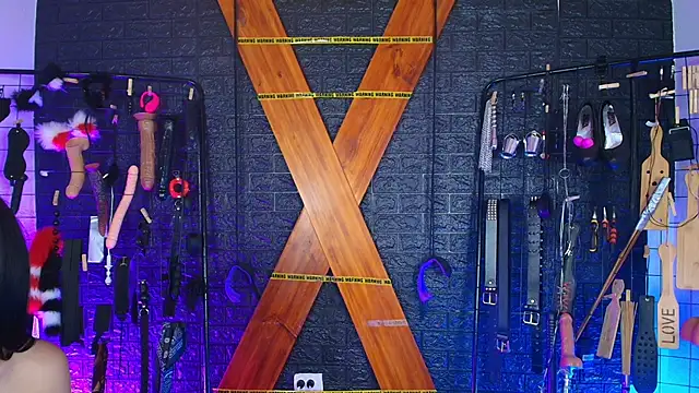 Mistress_lexi_bdsm webcam