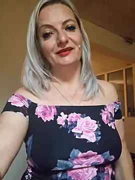 LadyTouch webcam