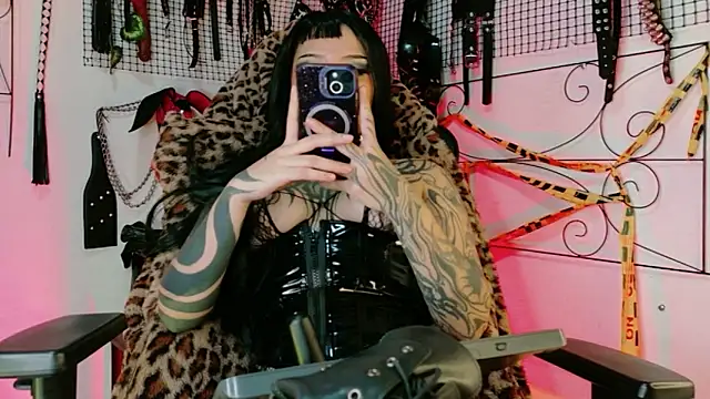 Agatha_BDSM webcam