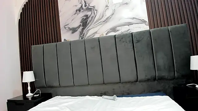 Alana_Hard_As webcam