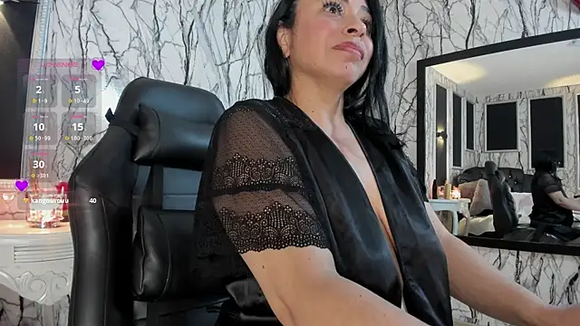 adelinemoretti webcam