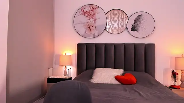 SaharaGarcia__ webcam