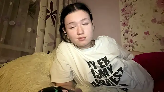 ReneeBossi webcam